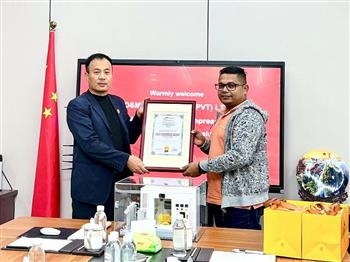 十年磨一剑，共筑辉煌！信然压缩机为斯里兰卡共和国（Republic of Sri Lanka）优秀代理商举行授牌仪式!